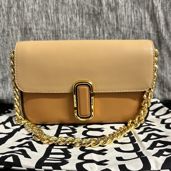 MARC JACOBSThe J Marc Shoulder Bag